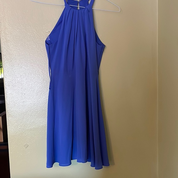 Express - Picture 1 of 1